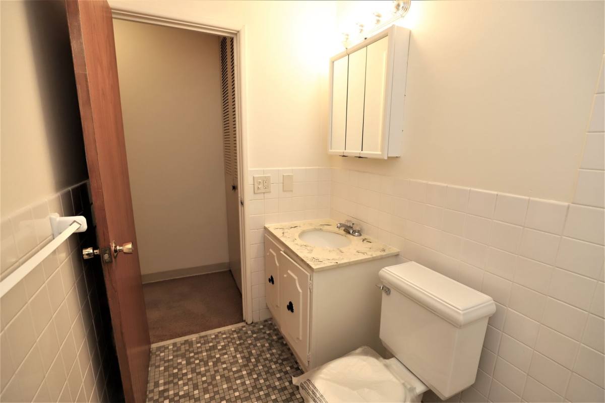 Apartment for rent at 4435 Parklawn Court, Minneapolis, MN 55435