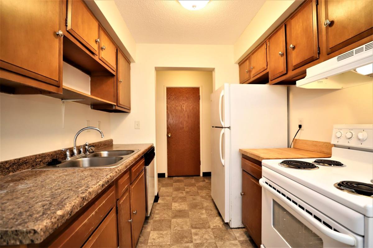 Apartment for rent at 4435 Parklawn Court, Minneapolis, MN 55435