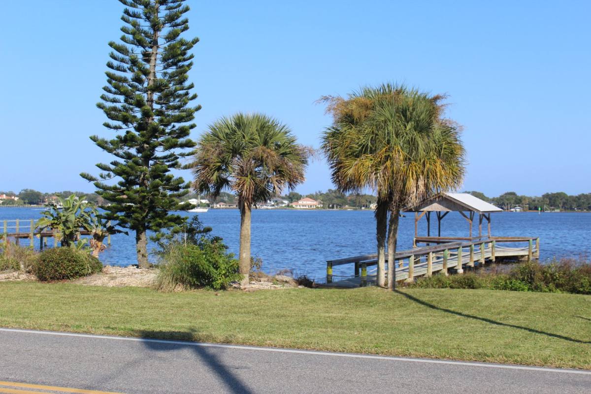 House for rent at 238 1 2 Beach St, Ormond Beach, FL 32174