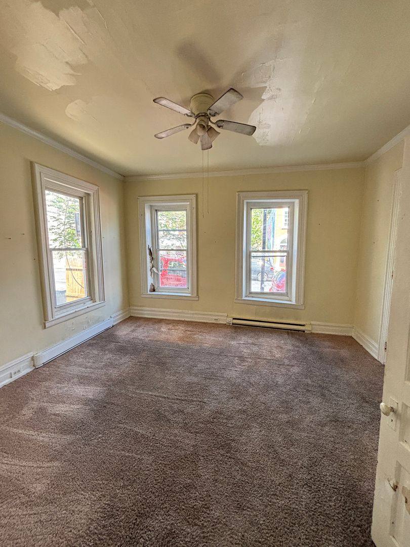 Apartment for rent at 618-620 W Chew St, Allentown, PA 18102