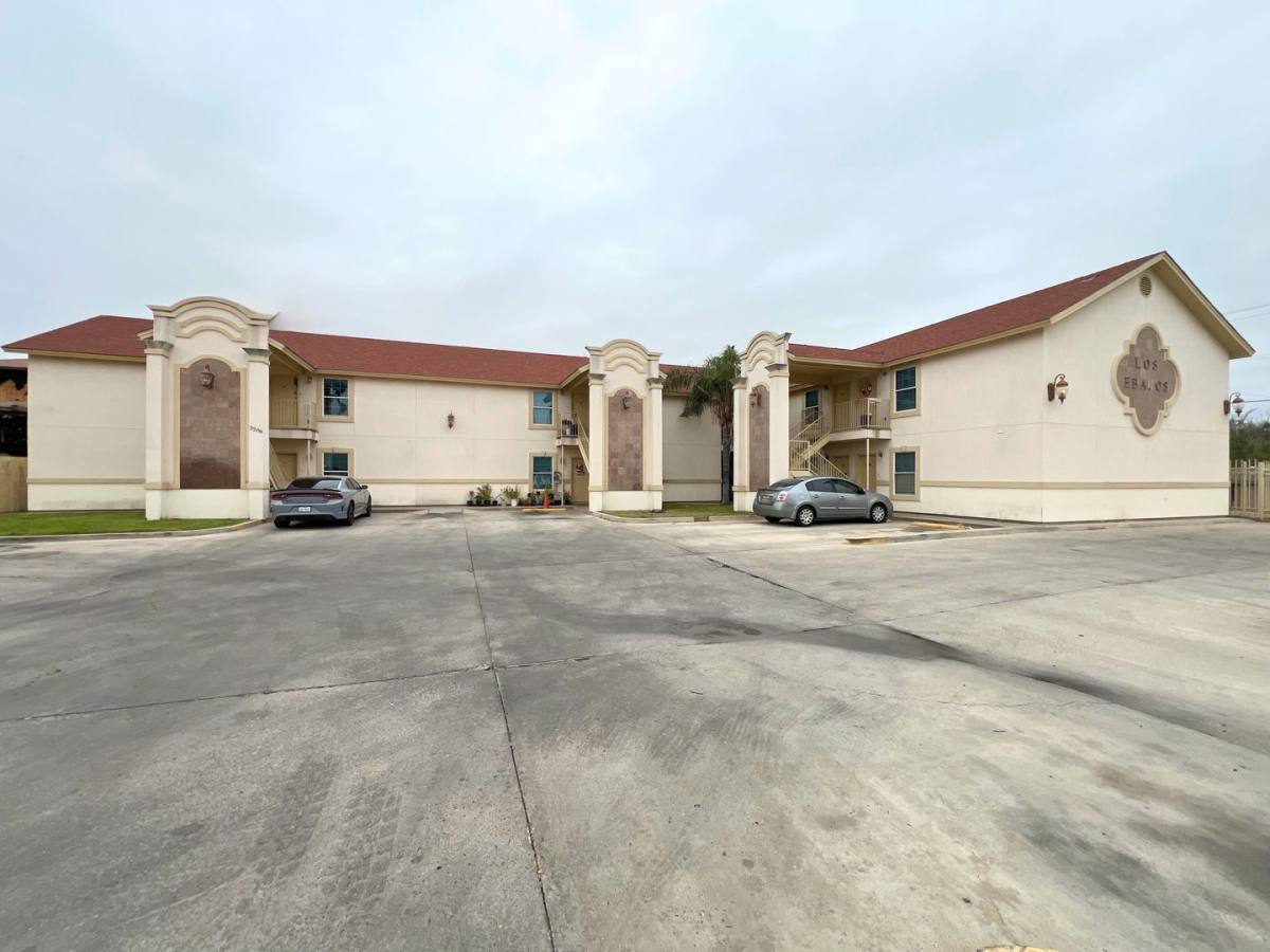 Apartment for rent at 3208 Gustavus St, Laredo, TX 78043