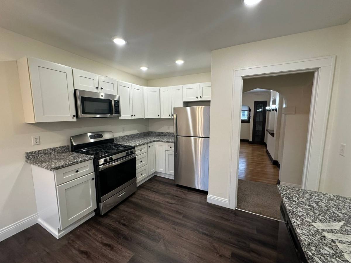 Apartment for rent at 250 6th Ave N, South St. Paul, MN 55075