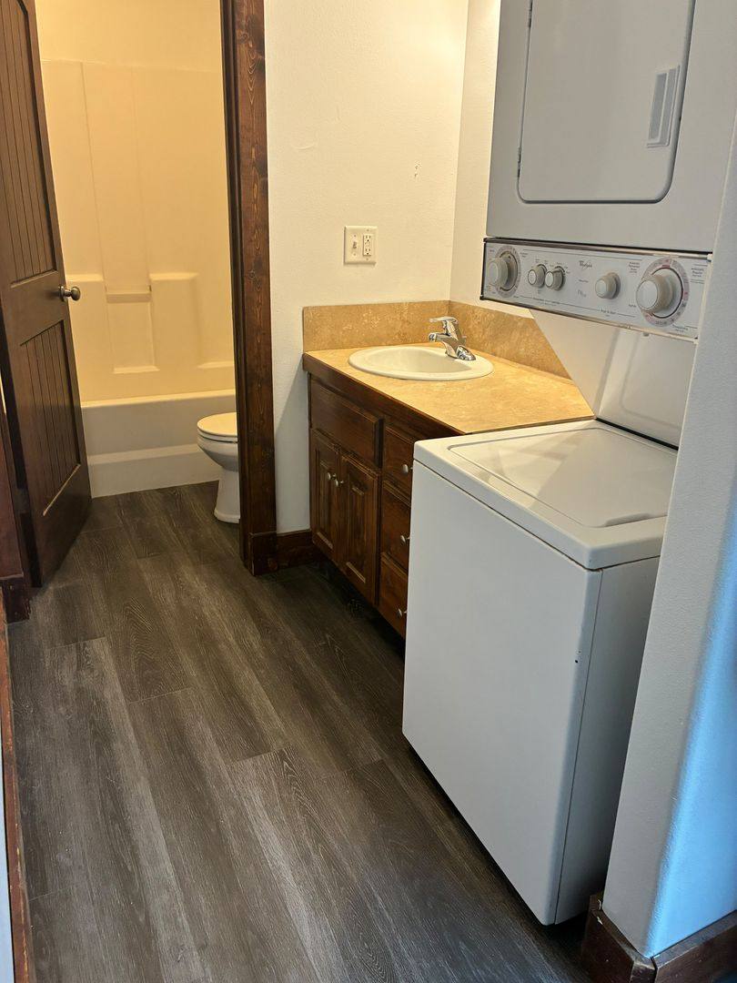Apartment for rent at 102 E Highland, Watford City, ND 58854