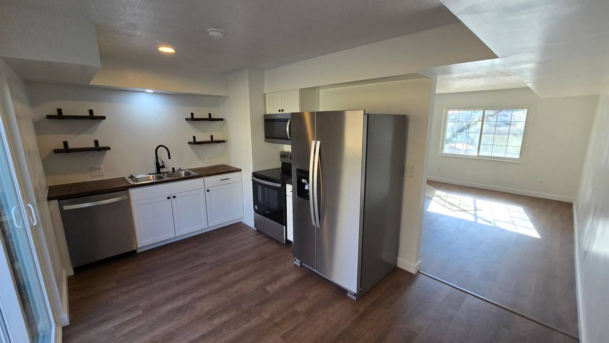 Townhouse for rent at 454 N Central Ave, Church Hill, TN 37642