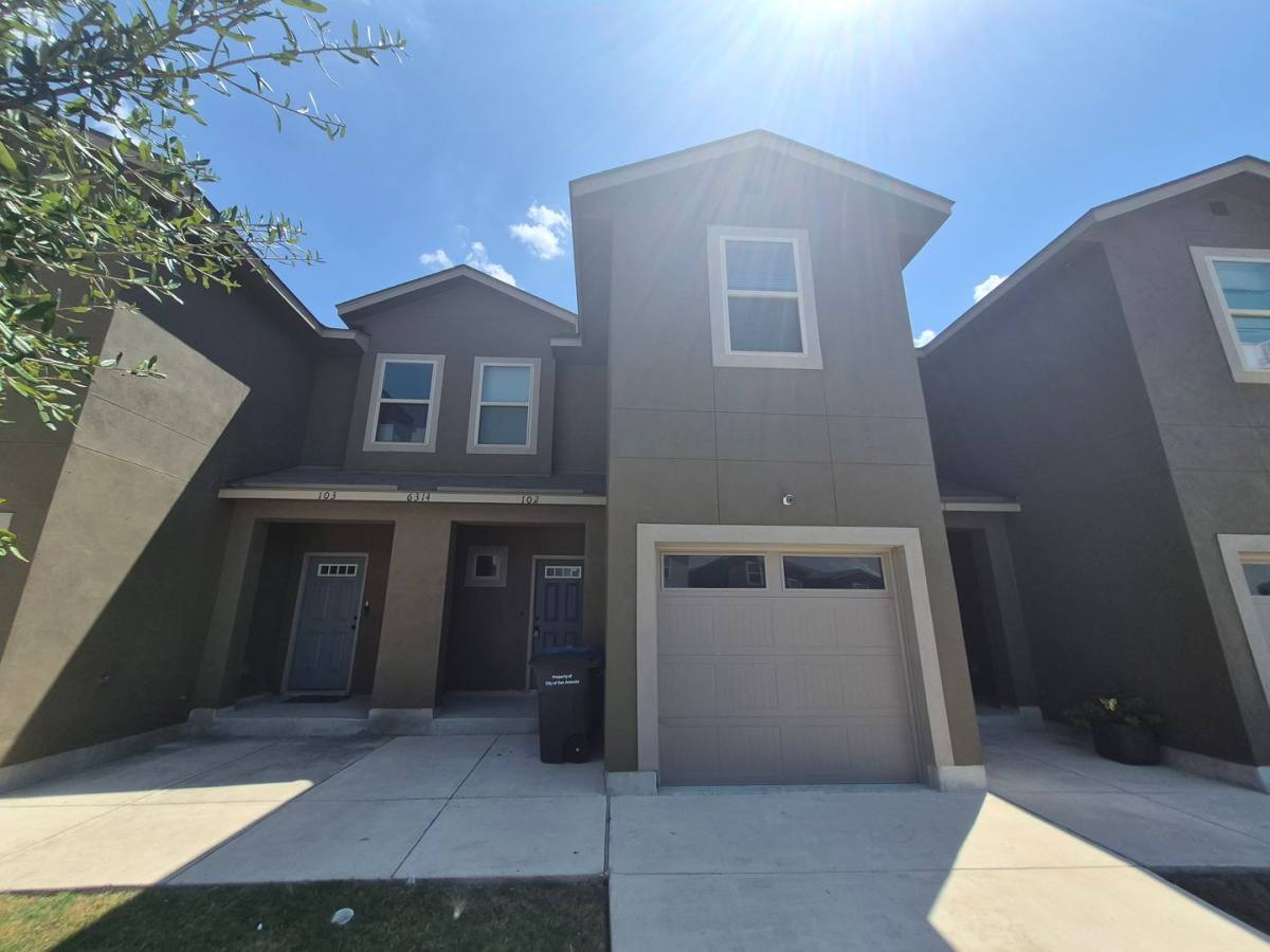 Townhouse for rent at 6314 Luglio Lane #102, San Antonio, TX 78233
