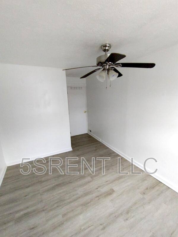 Apartment for rent at 240 S Mary Ellen St #D, South Lebanon, OH 45065