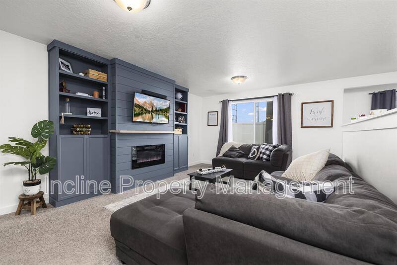 Townhouse for rent at 318 Wren Hill Lane, Saratoga Springs, UT 84045
