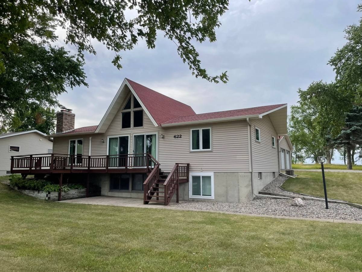 House for rent at 622 N Shore Dr, Battle Lake, MN 56515