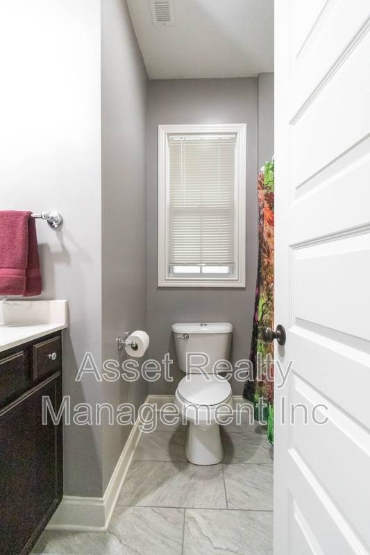 House for rent at 1416 Madison Oaks Rd, Knoxville, TN 37924