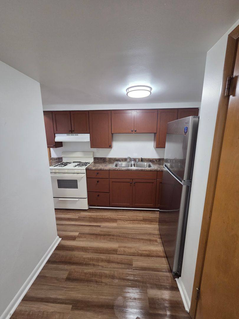 Apartment for rent at 2908 Rockwood, Peoria, IL 61604