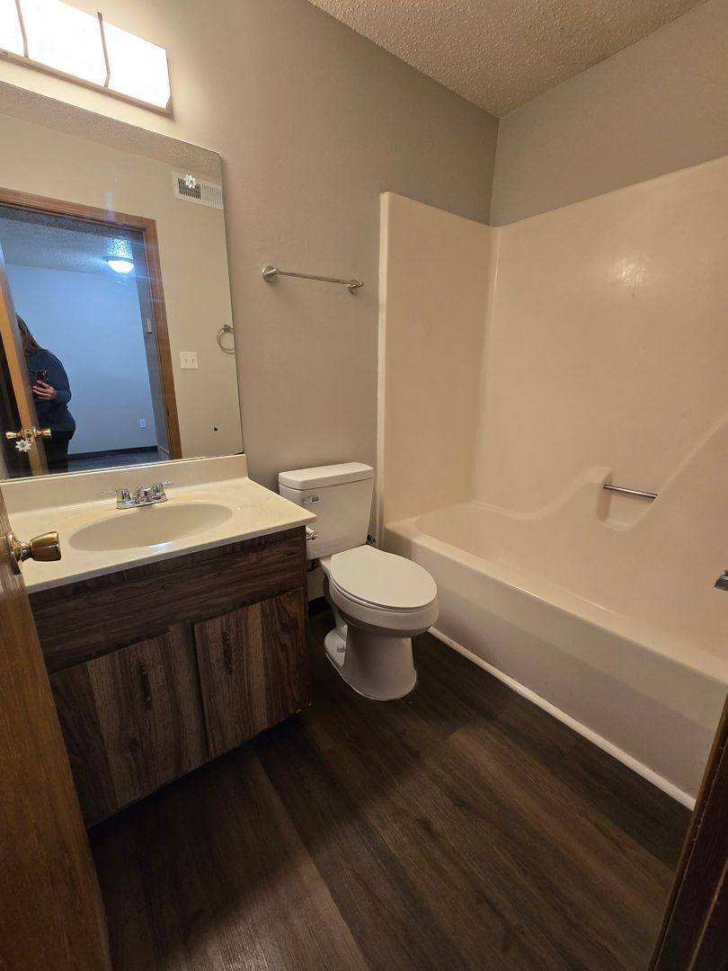 Apartment for rent at 201-215 Hyler Dr, Farmington, MO 63640