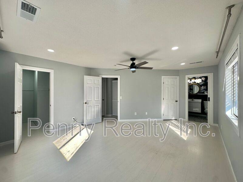 Apartment for rent at 294 Woodman St, San Diego, CA 92114