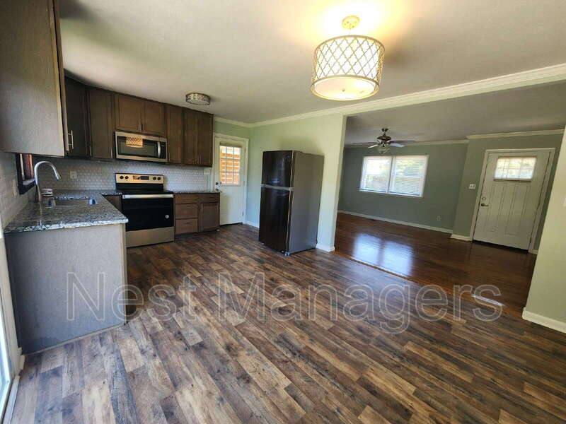 House for rent at 5459 Plateau Rd, Fayetteville, NC 28303
