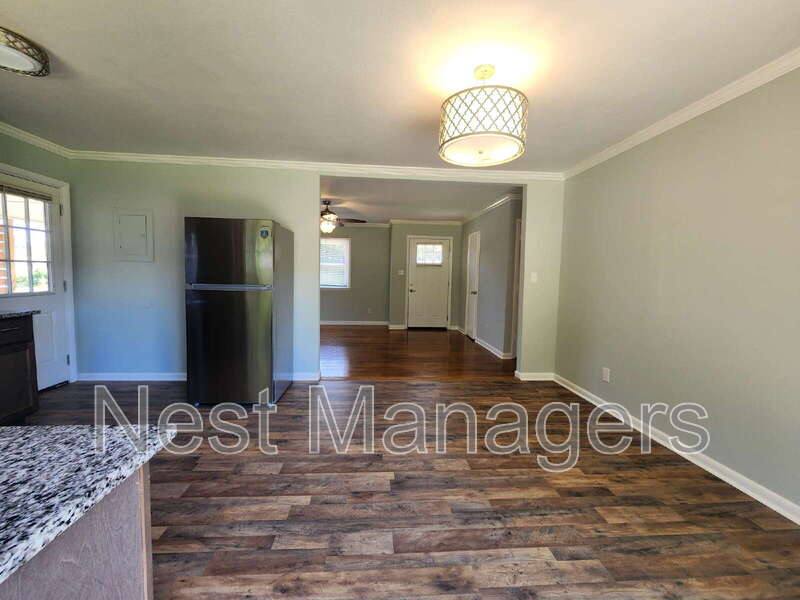House for rent at 5459 Plateau Rd, Fayetteville, NC 28303