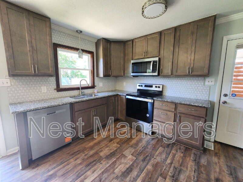 House for rent at 5459 Plateau Rd, Fayetteville, NC 28303