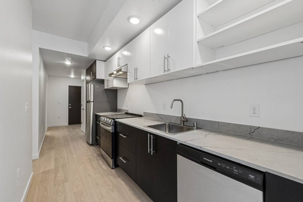 Walden Flats, 3320 Claremont Ave S, Seattle, WA 98144 - Apartment for Rent - Image 1