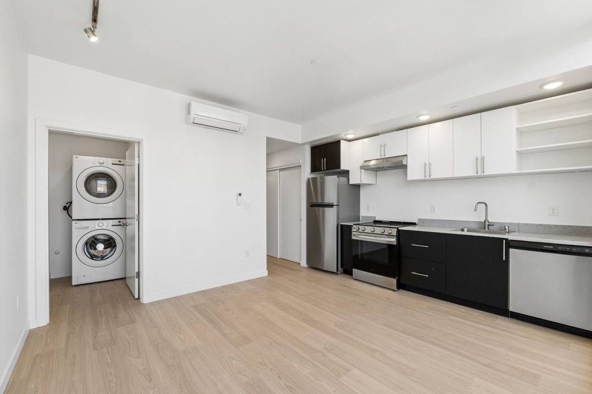 Walden Flats, 3320 Claremont Ave S, Seattle, WA 98144 - Apartment for Rent - Image 5