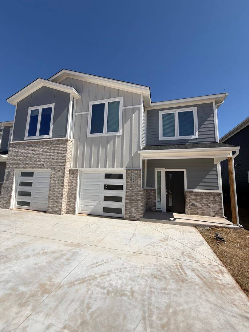 1028 Prestige Place, Edmond, OK 73003 - Townhouse for Rent - Image 3