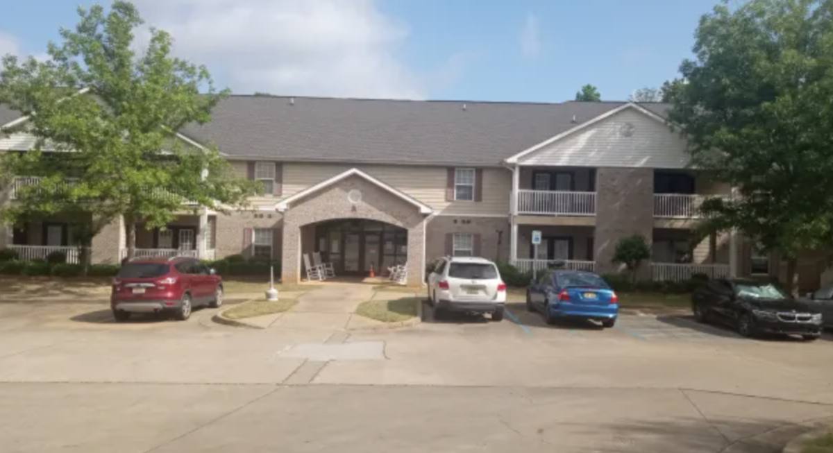 Apartment for rent at 131 W Pike St, Troy, AL 36081