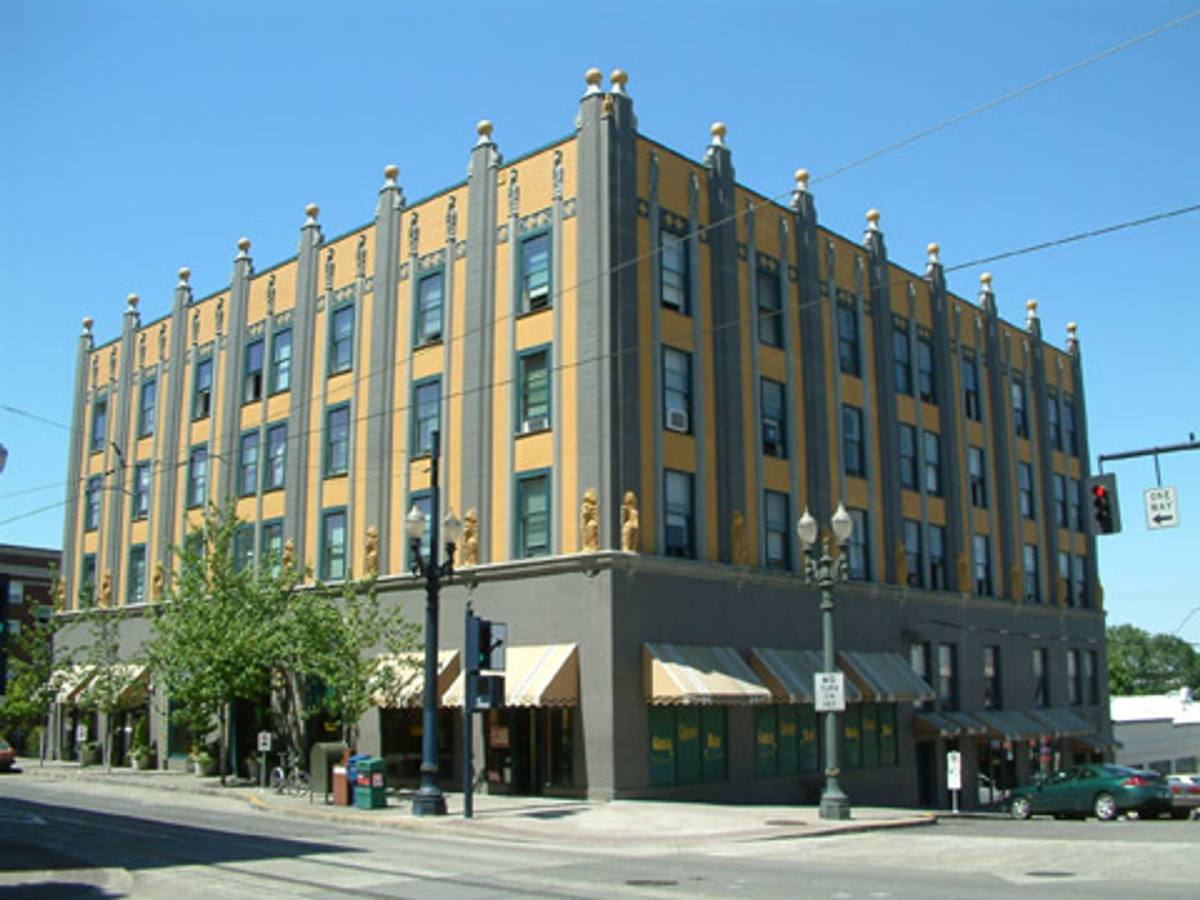 Apartment for rent at 1615 SW Morrison St, Portland, OR 97205