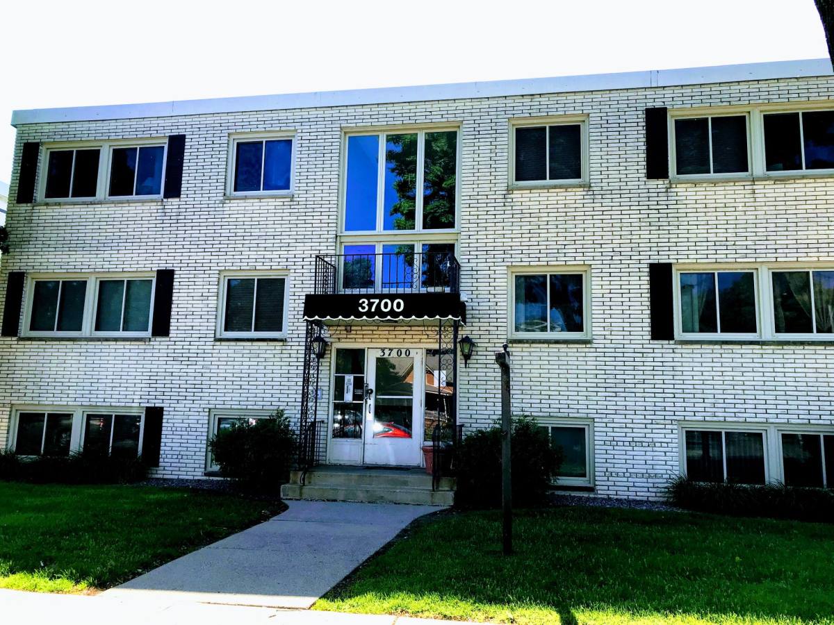 Apartment for rent at 3700 Lyndale Ave S, Minneapolis, MN 55409
