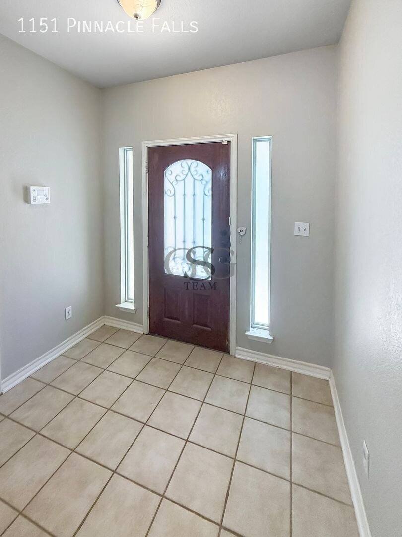 Townhouse for rent at 1151 Pinnacle Falls, San Antonio, TX 78260
