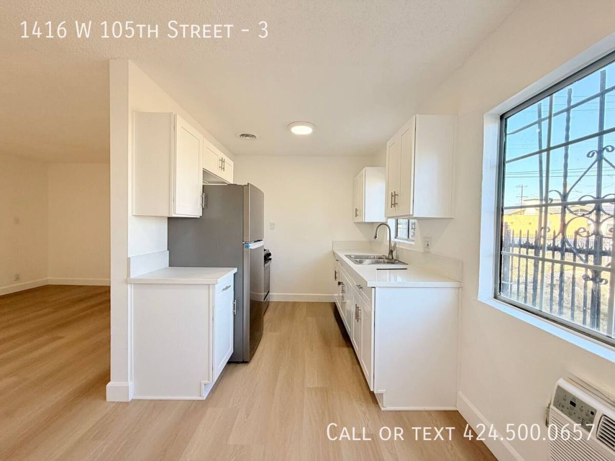 Apartment for rent at 1416 W 105th St #3, Los Angeles, CA 90047