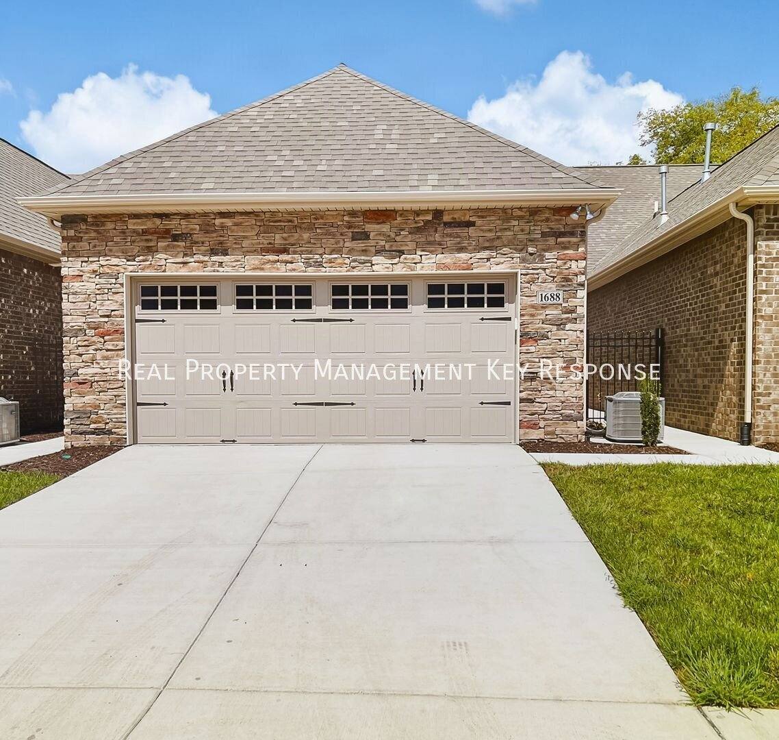Townhouse for rent at 1688 Foston Lane, Gallatin, TN 37066