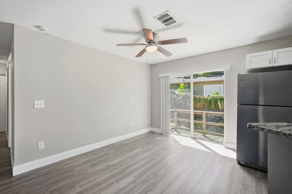 8313 N 10th St, Tampa, FL 33604 - House for Rent - Image 7