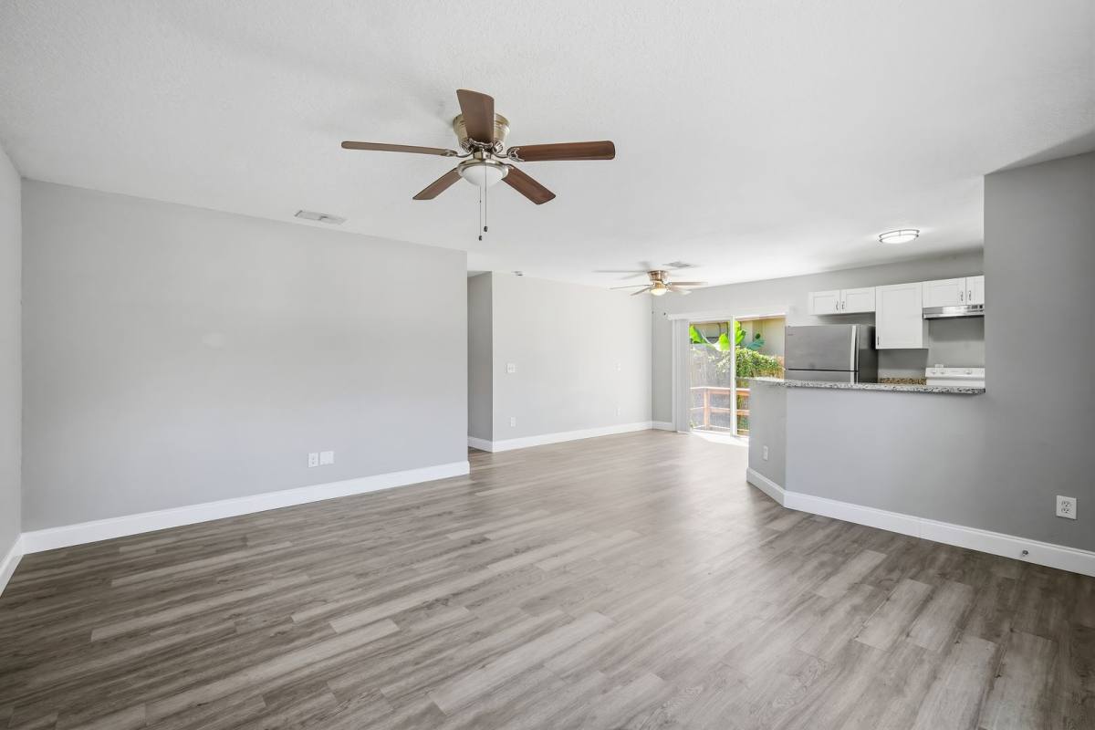 8313 N 10th St, Tampa, FL 33604 - House for Rent - Image 5