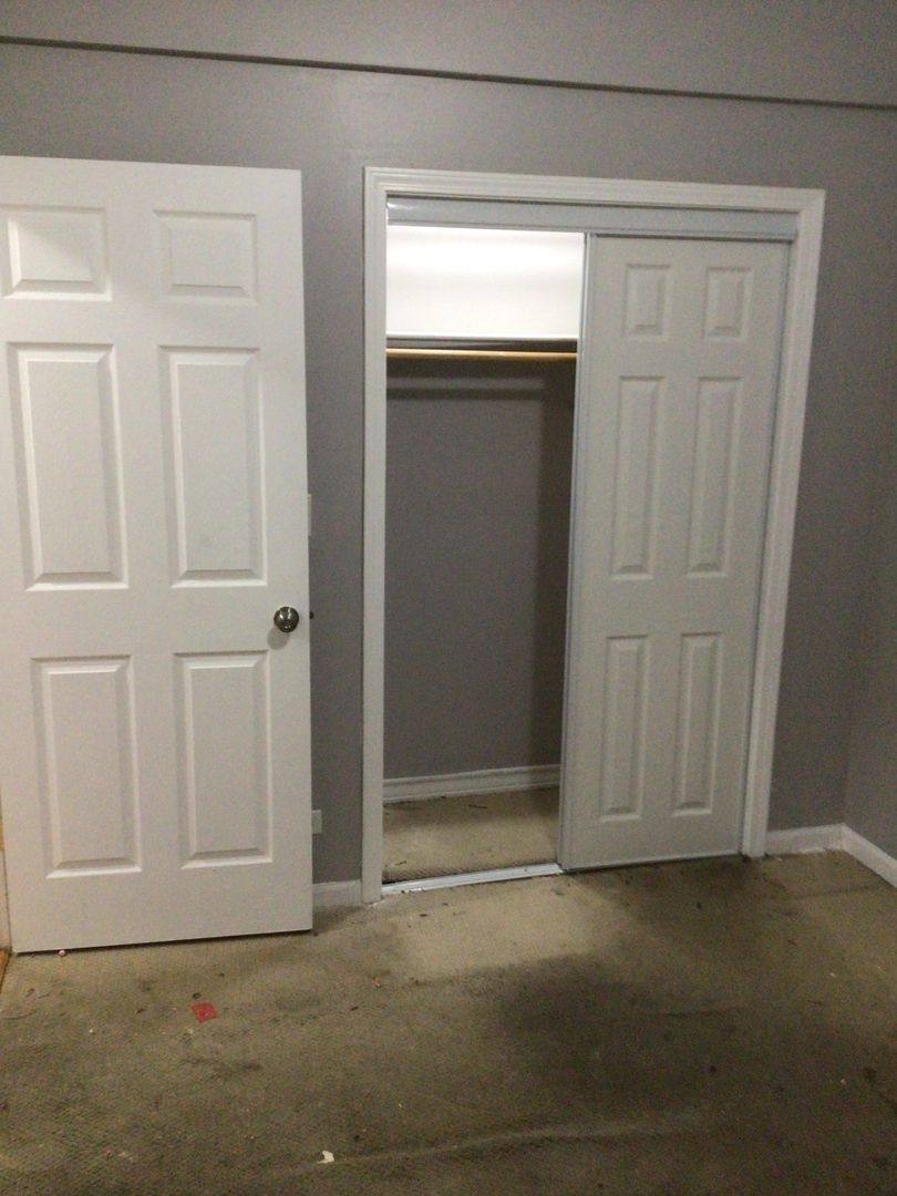 7020 S Cregier Ave, Chicago, IL 60649 - Apartment for Rent - Image 12