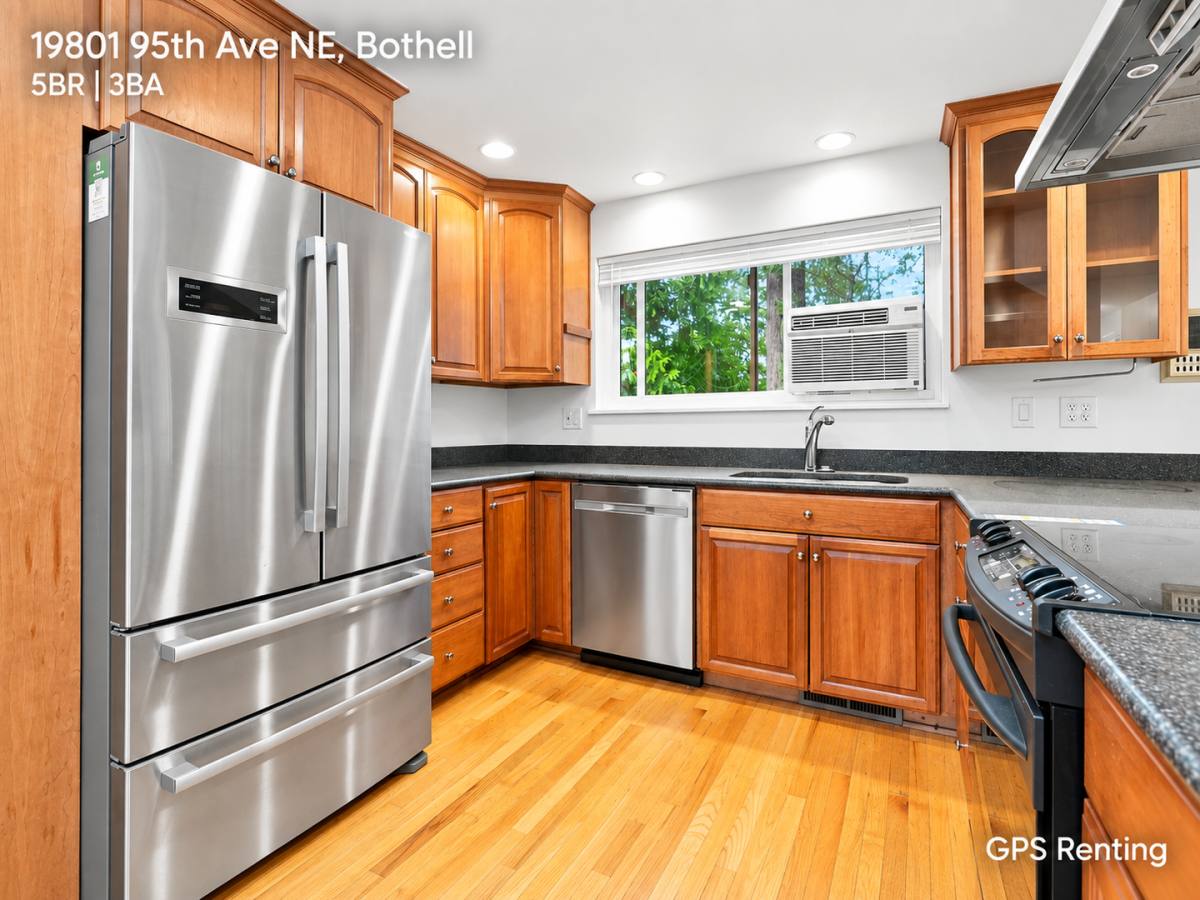 House for rent at 19801 95th Ave NE, Bothell, WA 98011