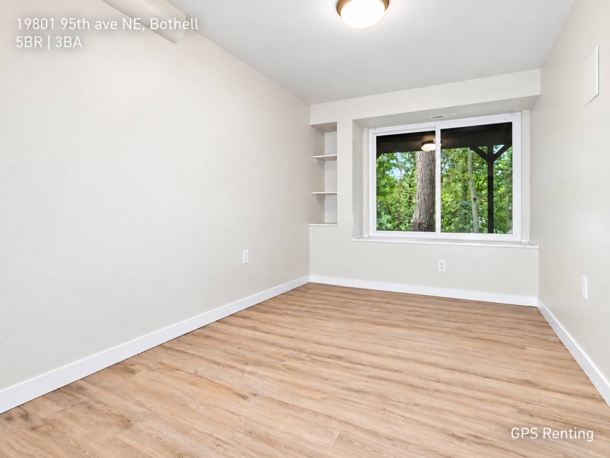 House for rent at 19801 95th Ave NE, Bothell, WA 98011