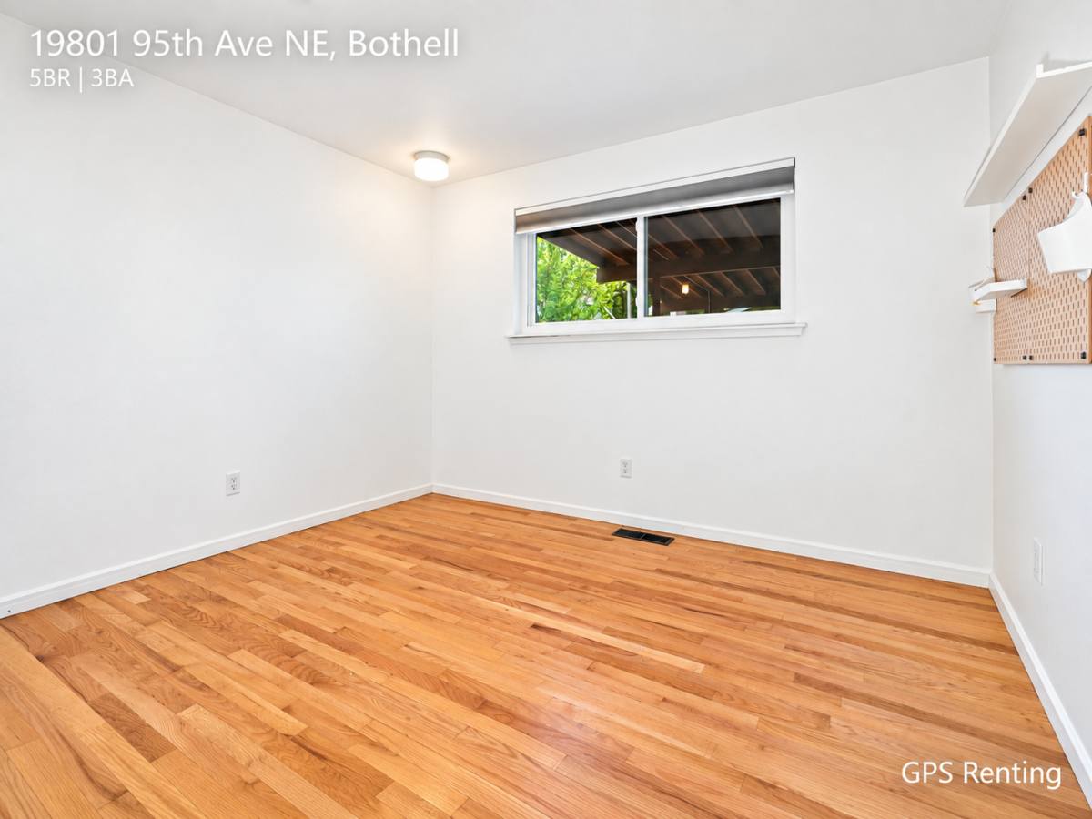 House for rent at 19801 95th Ave NE, Bothell, WA 98011