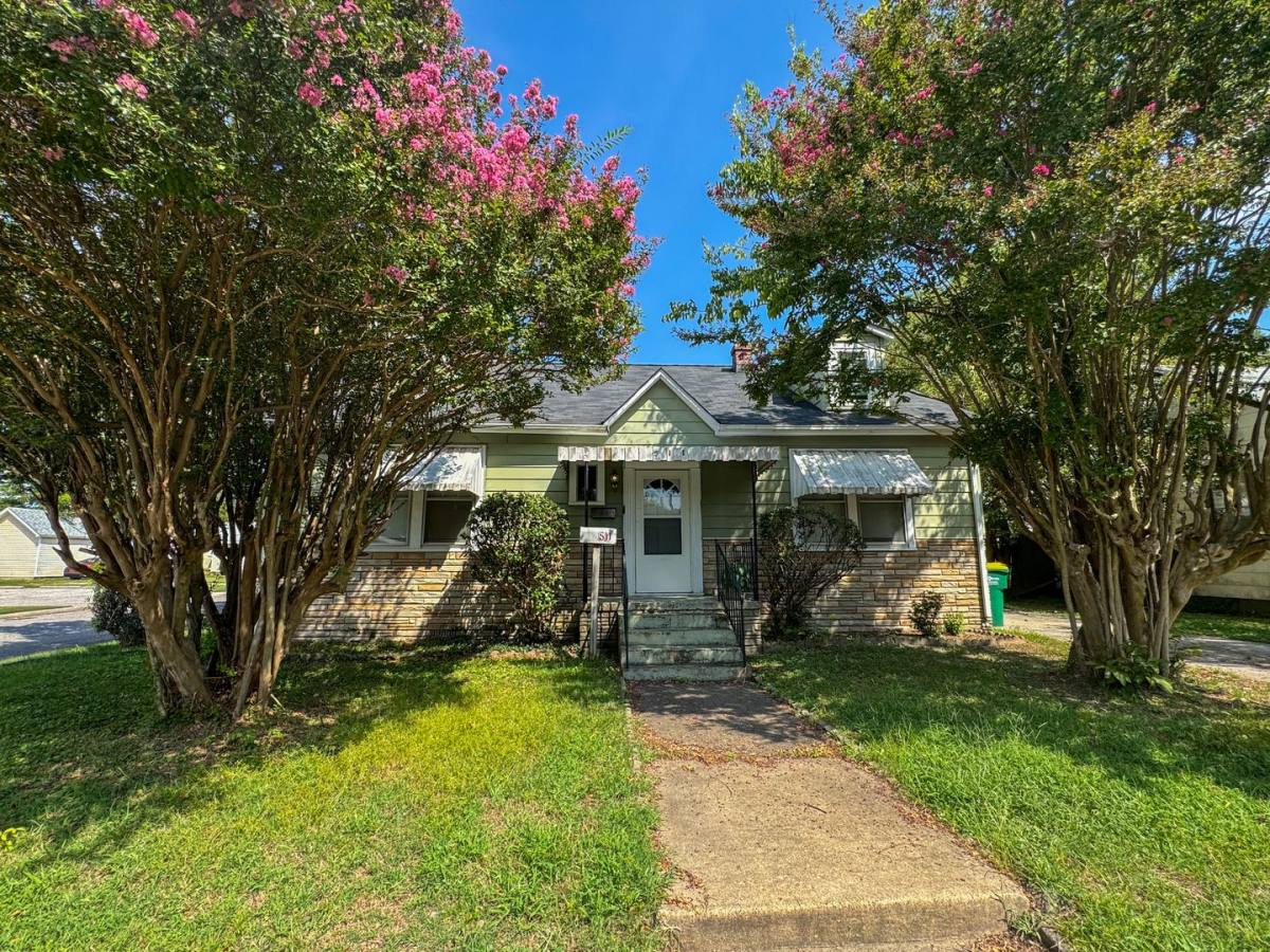 House for rent at 511 N 6th Ave, Hopewell, VA 23860
