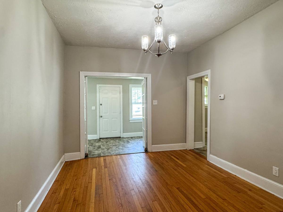 House for rent at 511 N 6th Ave, Hopewell, VA 23860