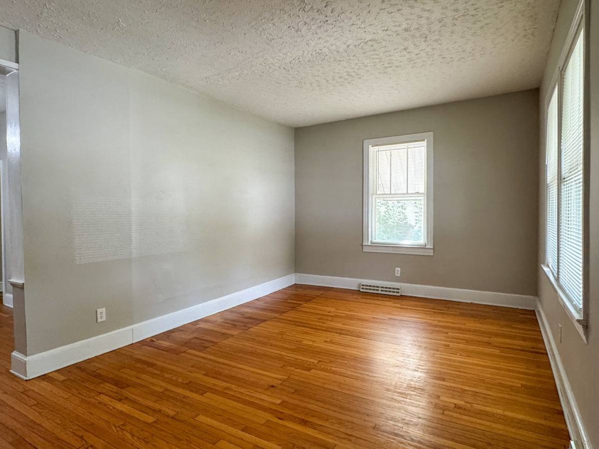 House for rent at 511 N 6th Ave, Hopewell, VA 23860