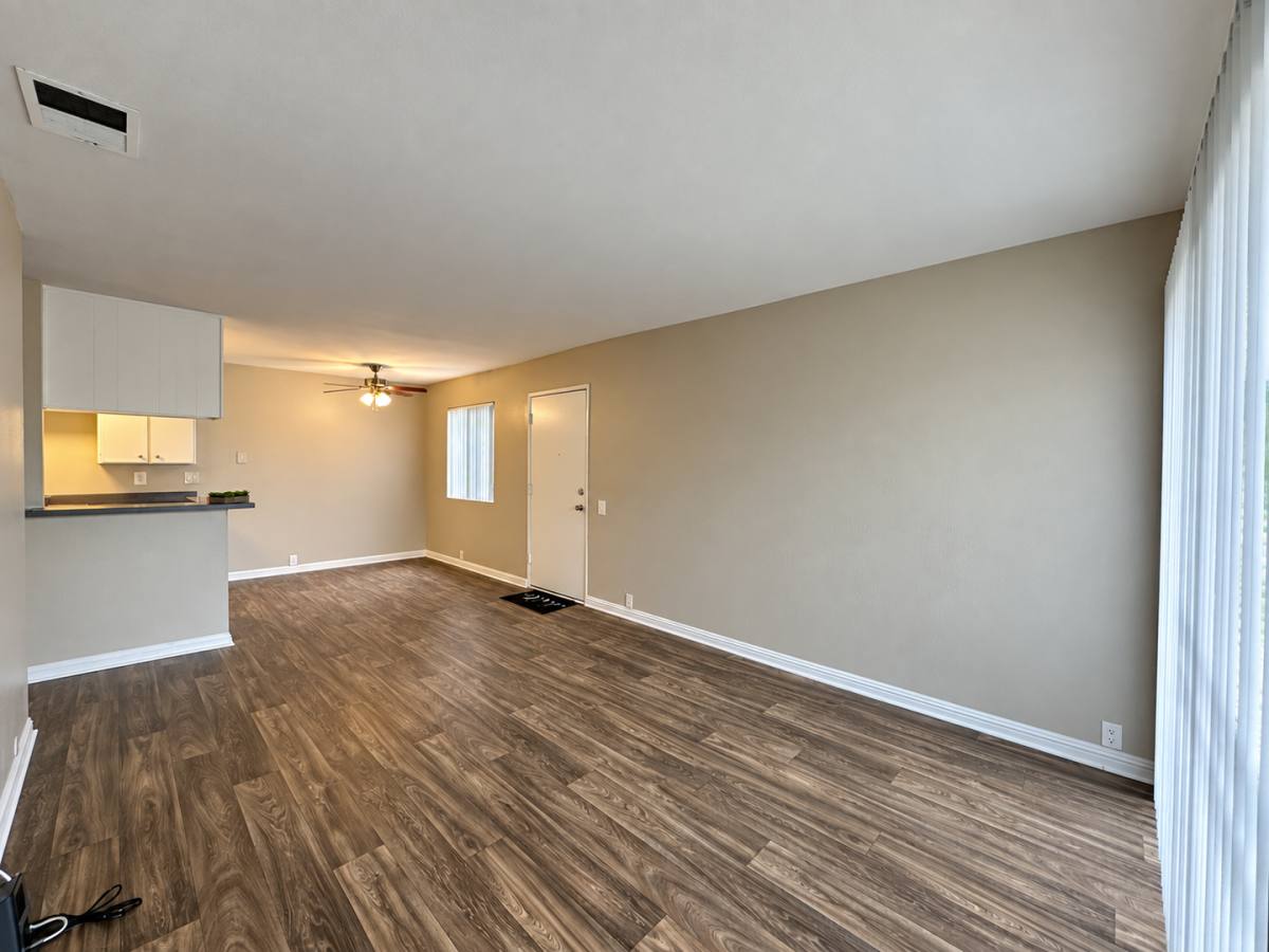 250 S Rose St, Escondido, CA 92027 - Apartment for Rent - Image 5