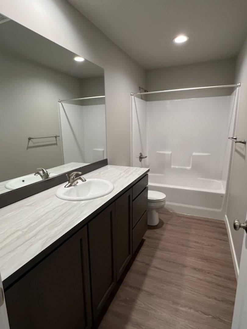 House for rent at 1098 S New Oak Lane, East Wenatchee, WA 98802