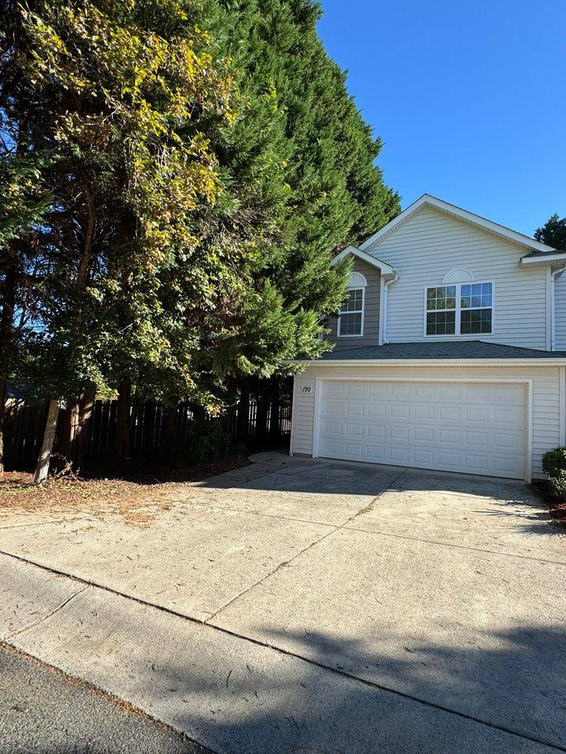 House for rent at 199 Clusters Circle, Mooresville, NC 28117