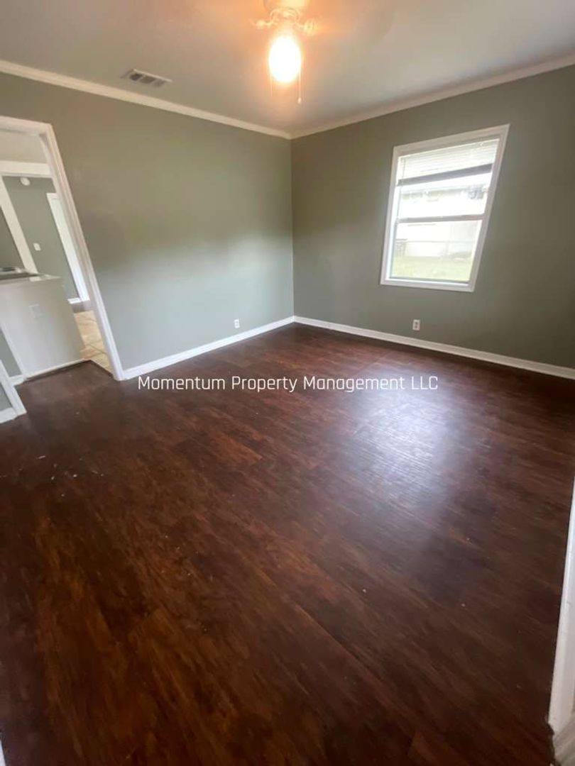 House for rent at 1124 N Brunnell Parkway, Lakeland, FL 33805