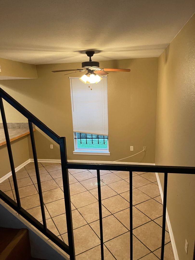 Apartment for rent at 6865 Mayo Blvd, New Orleans, LA 70126