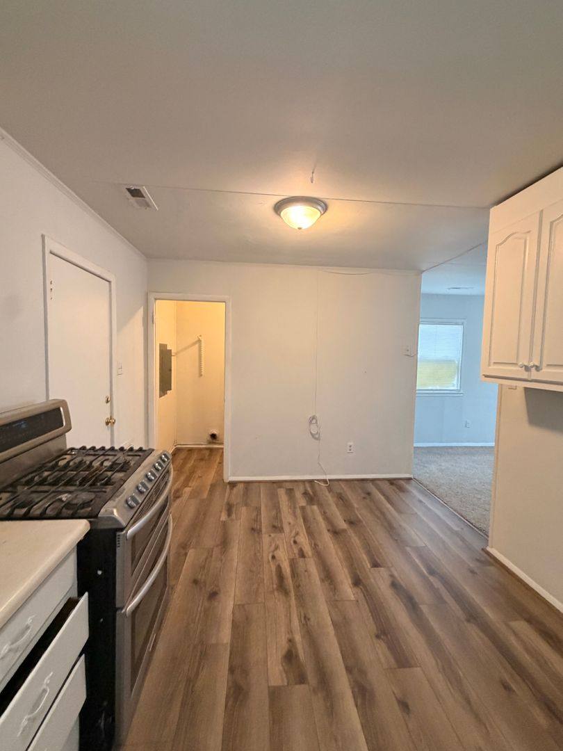 House for rent at 1832 Bancroft Dr, Hampton, VA 23663