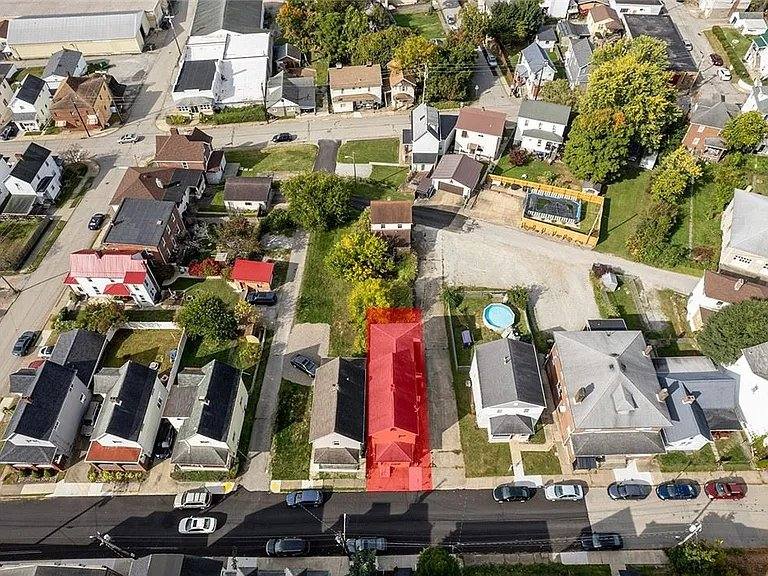 Apartment for rent at 34 Madison Ave, Greensburg, PA 15601