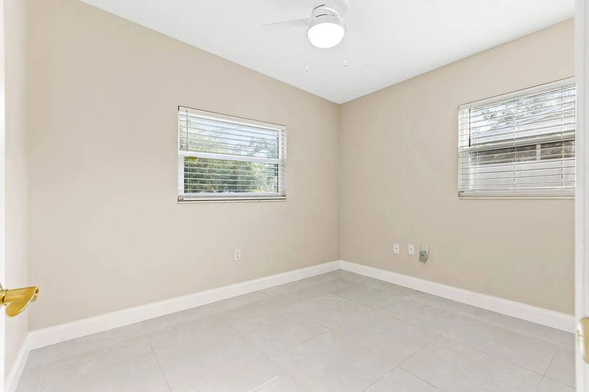 2614 W Henry Ave, Tampa, FL 33614 - House for Rent - Image 12