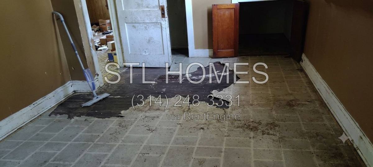 5257 Alcott Ave, St. Louis, MO 63120 - House for Rent - Image 9