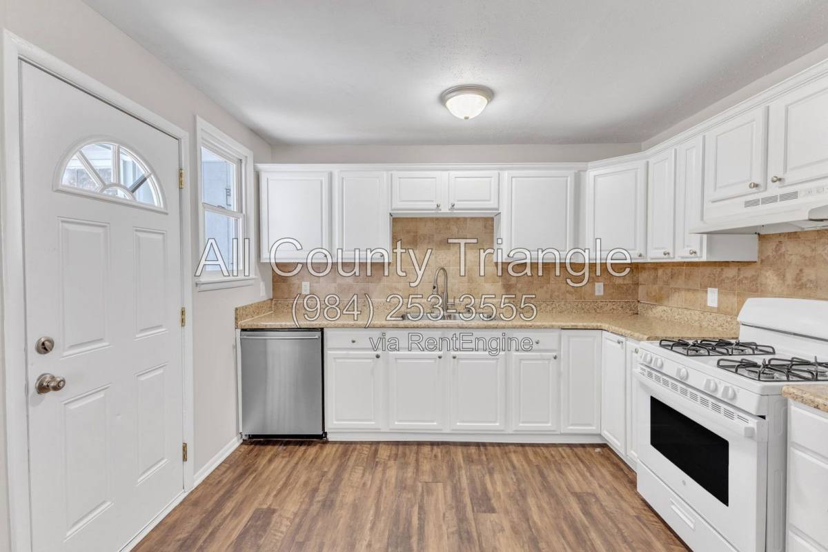 House for rent at 1617 Seminole Trail, Raleigh, NC 27609