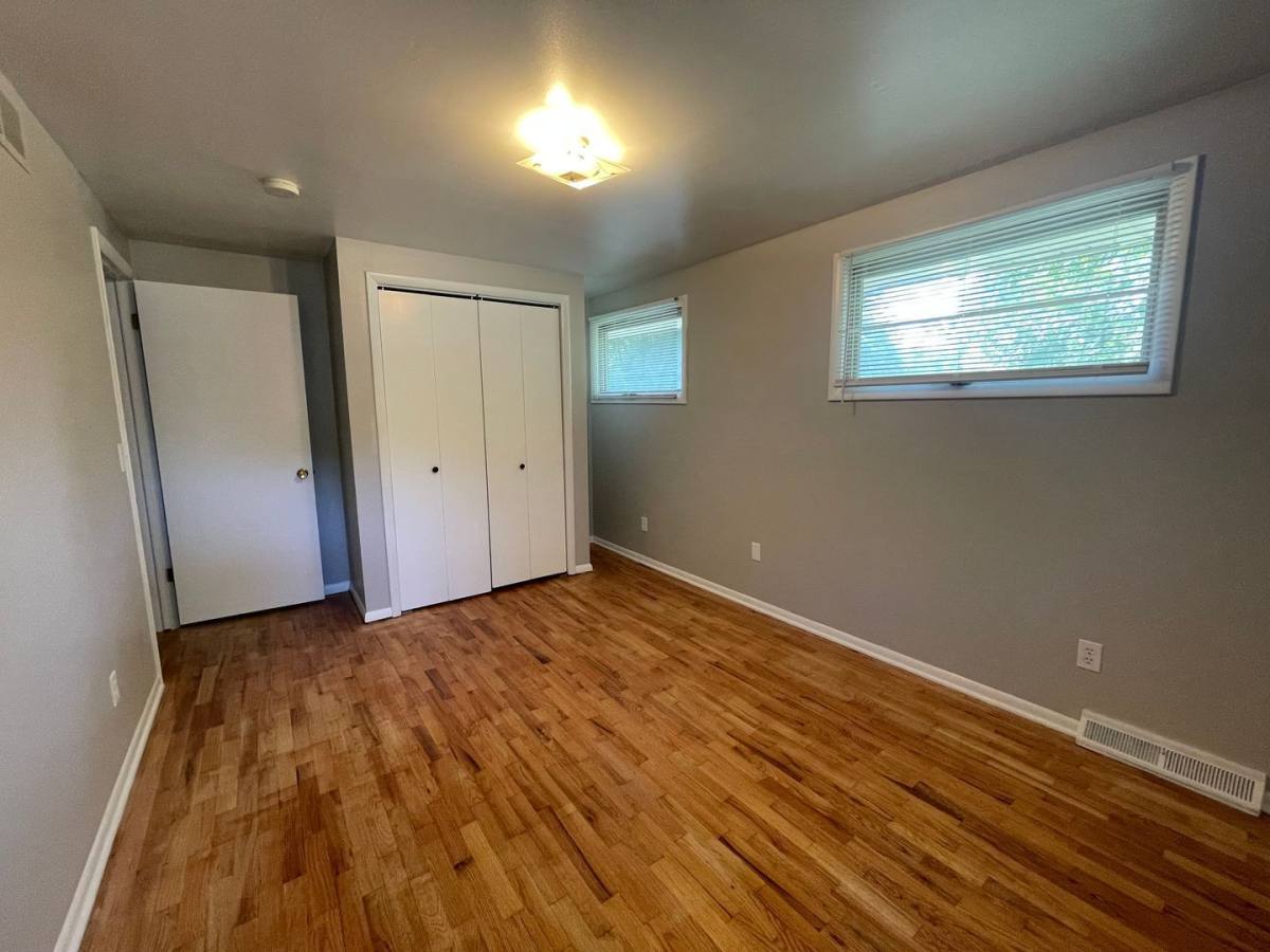 House for rent at 1200 Woodview Dr, Portage, MI 49024