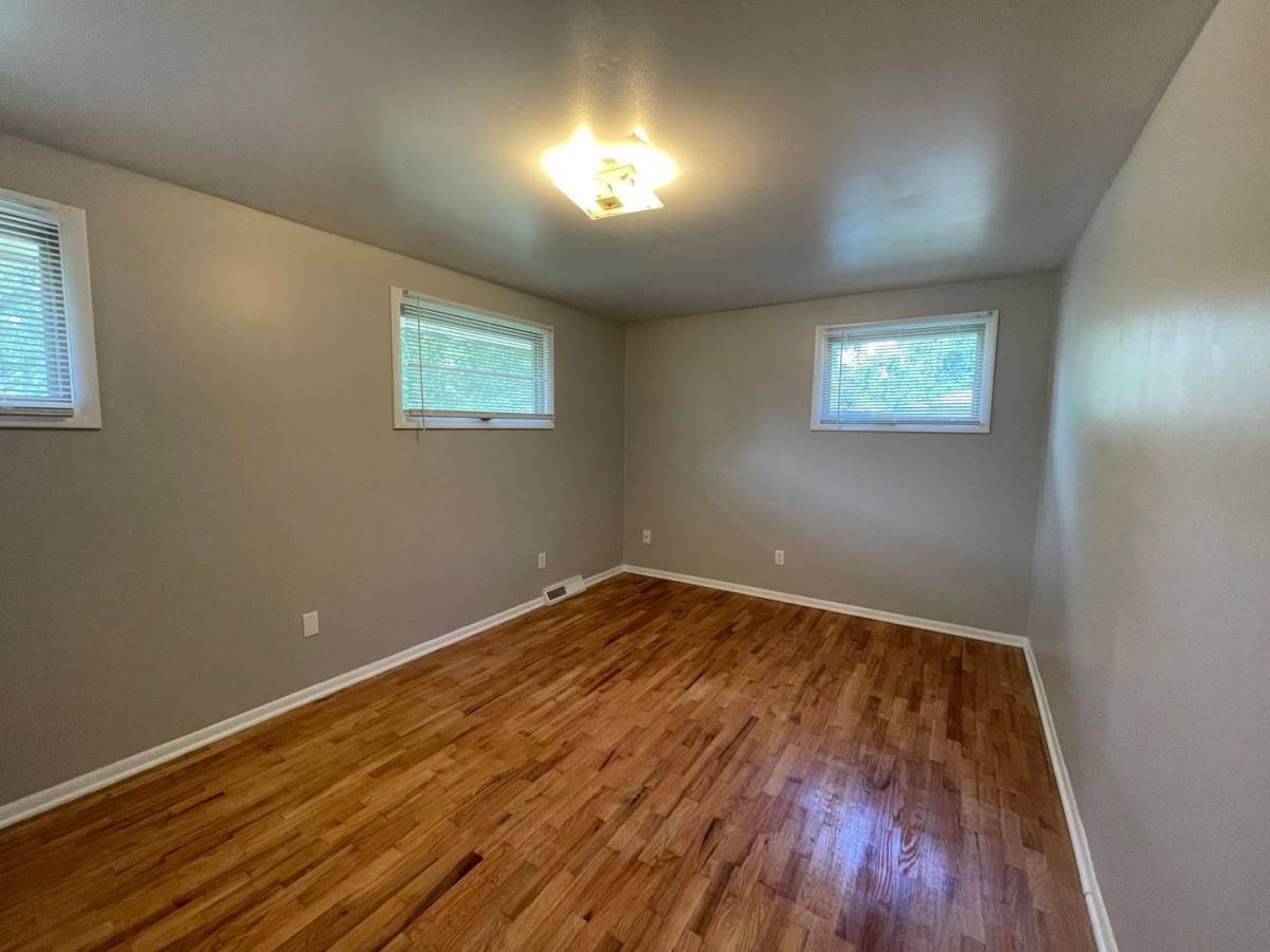House for rent at 1200 Woodview Dr, Portage, MI 49024