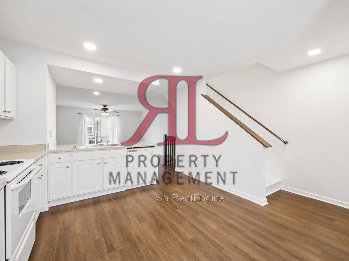 Townhouse for rent at 264 Hemlock Ravine Dr, Blacklick, OH 43004